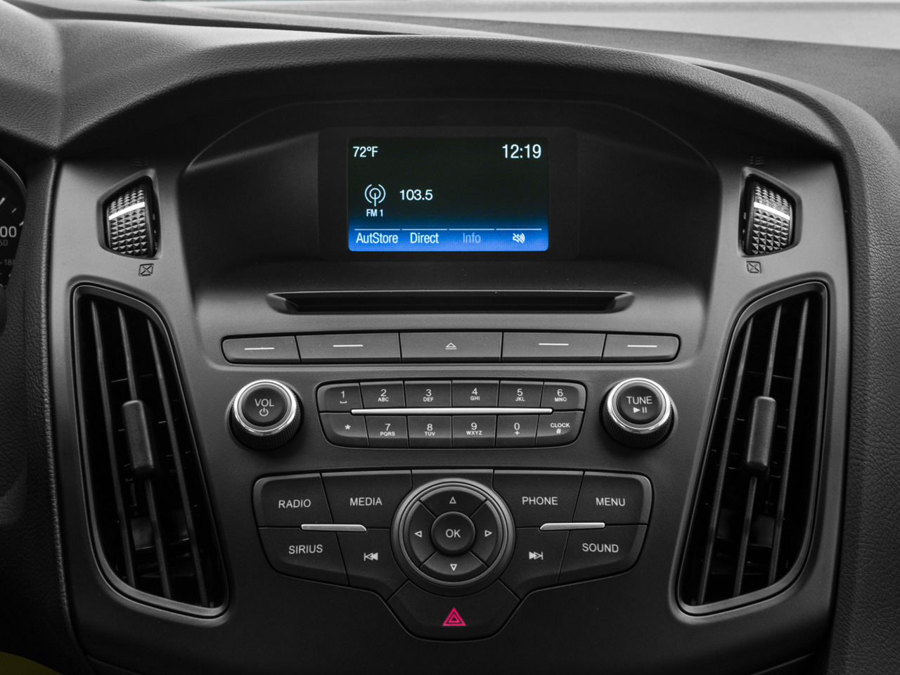 2017 Ford FOCUS SEL SEDAN