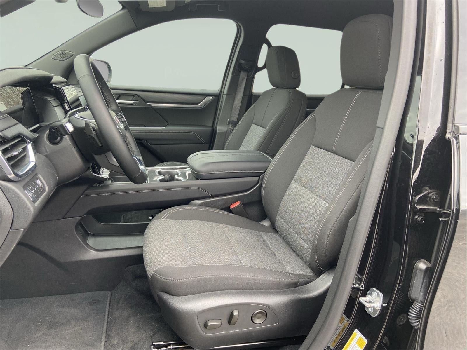 2025 GMC Acadia AWD Elevation