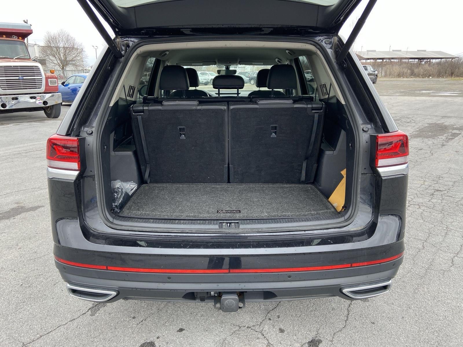2023 Volkswagen Atlas 3.6L V6 SE w/Technology