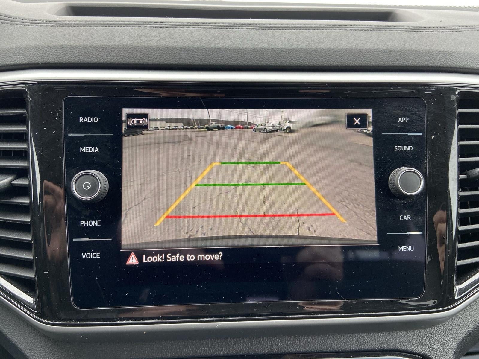 2023 Volkswagen Atlas 3.6L V6 SE w/Technology