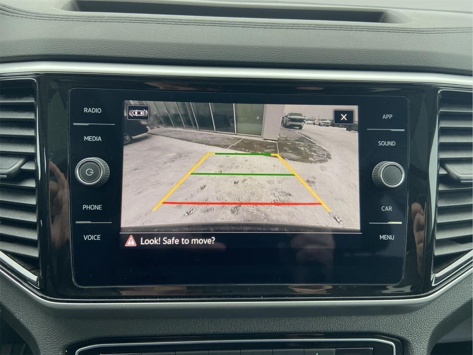 2023 Volkswagen Atlas 3.6L V6 SE w/Technology