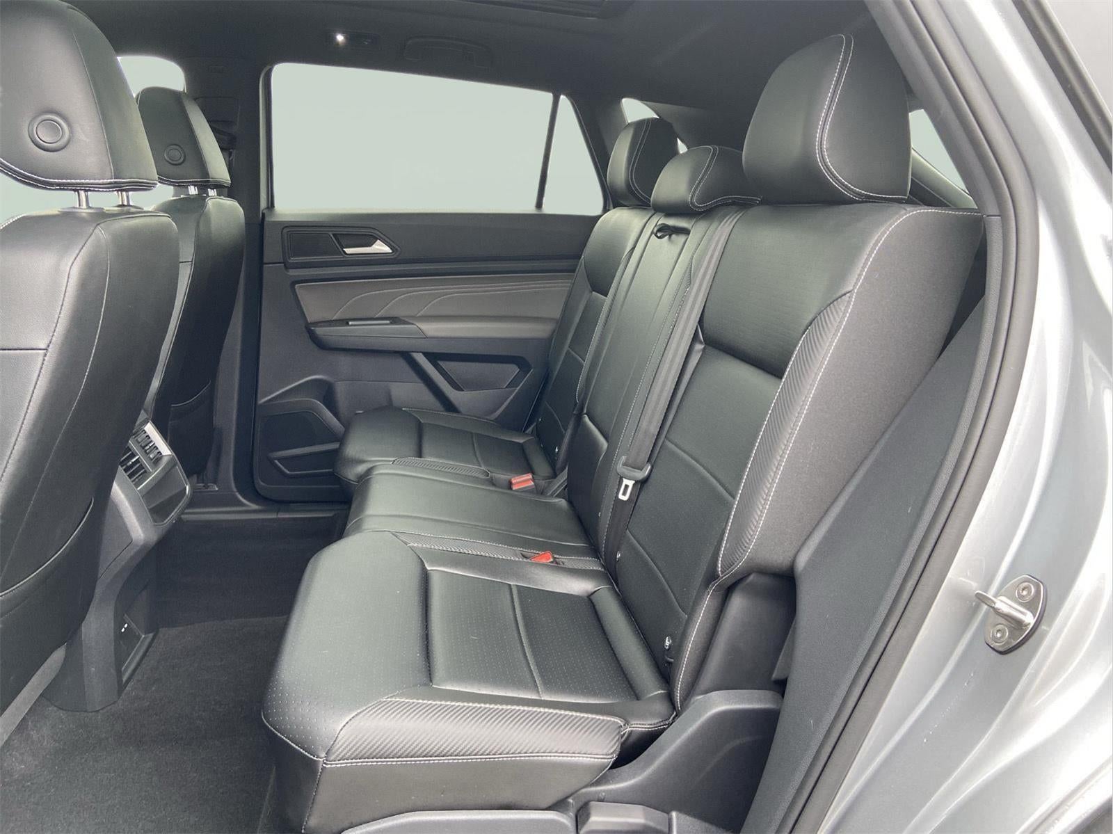 2022 Volkswagen Atlas Cross Sport 3.6L V6 SEL R-Line