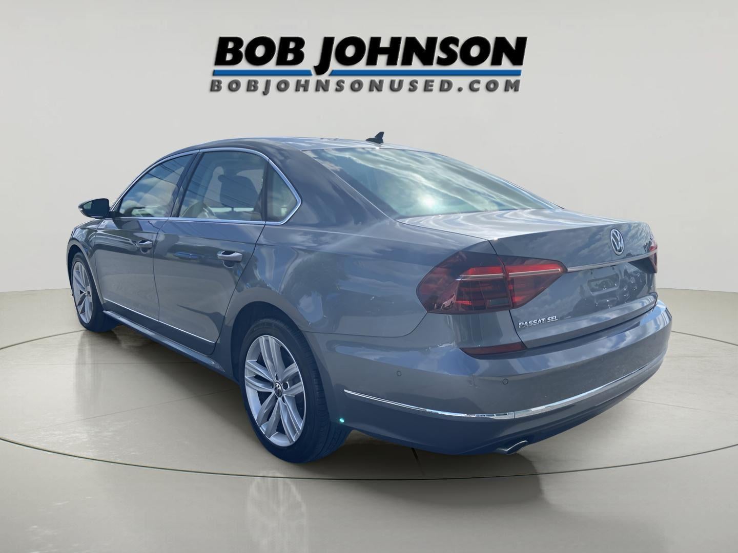 2018 Volkswagen Passat 2.0T SEL Premium