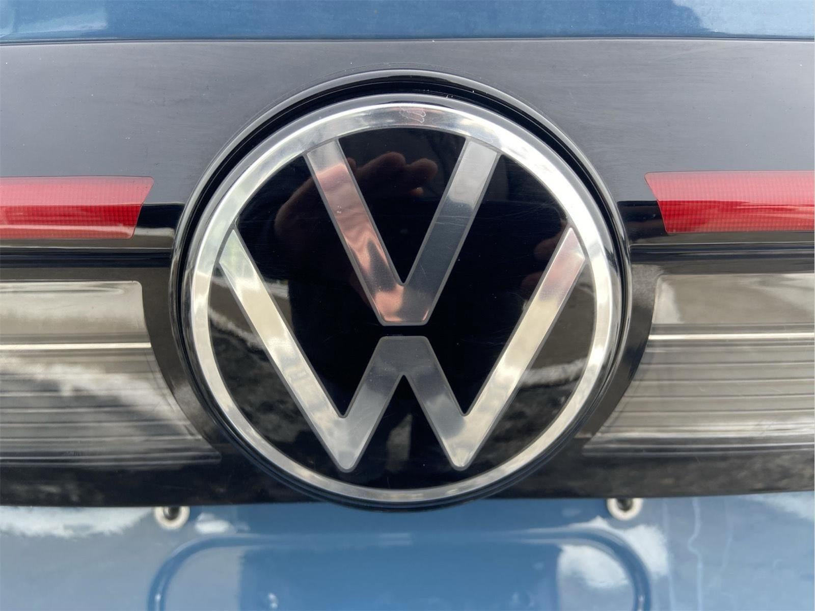 2025 Volkswagen Taos S