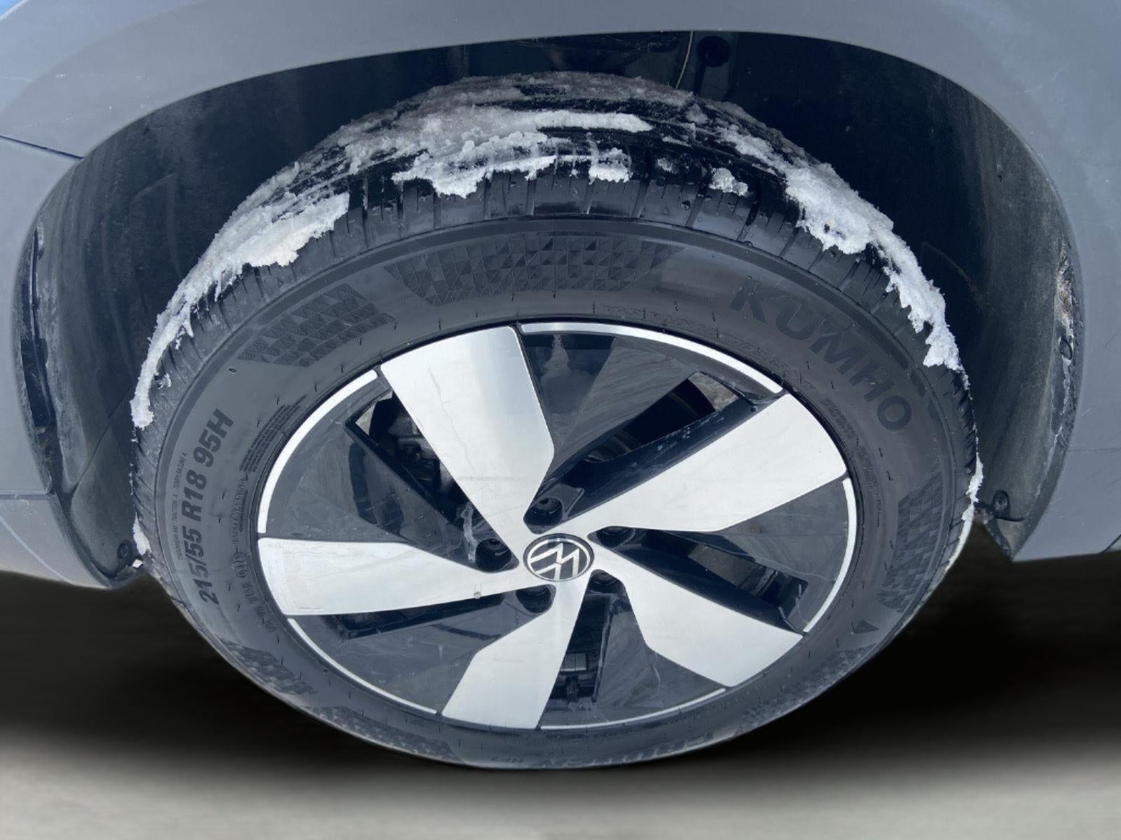 2025 Volkswagen Taos S