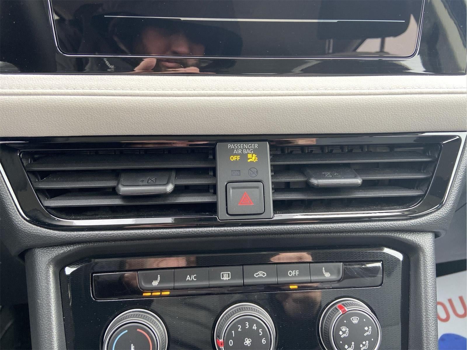 2025 Volkswagen Taos S