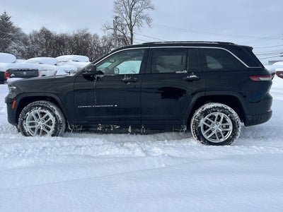 2023 Jeep Grand Cherokee Laredo