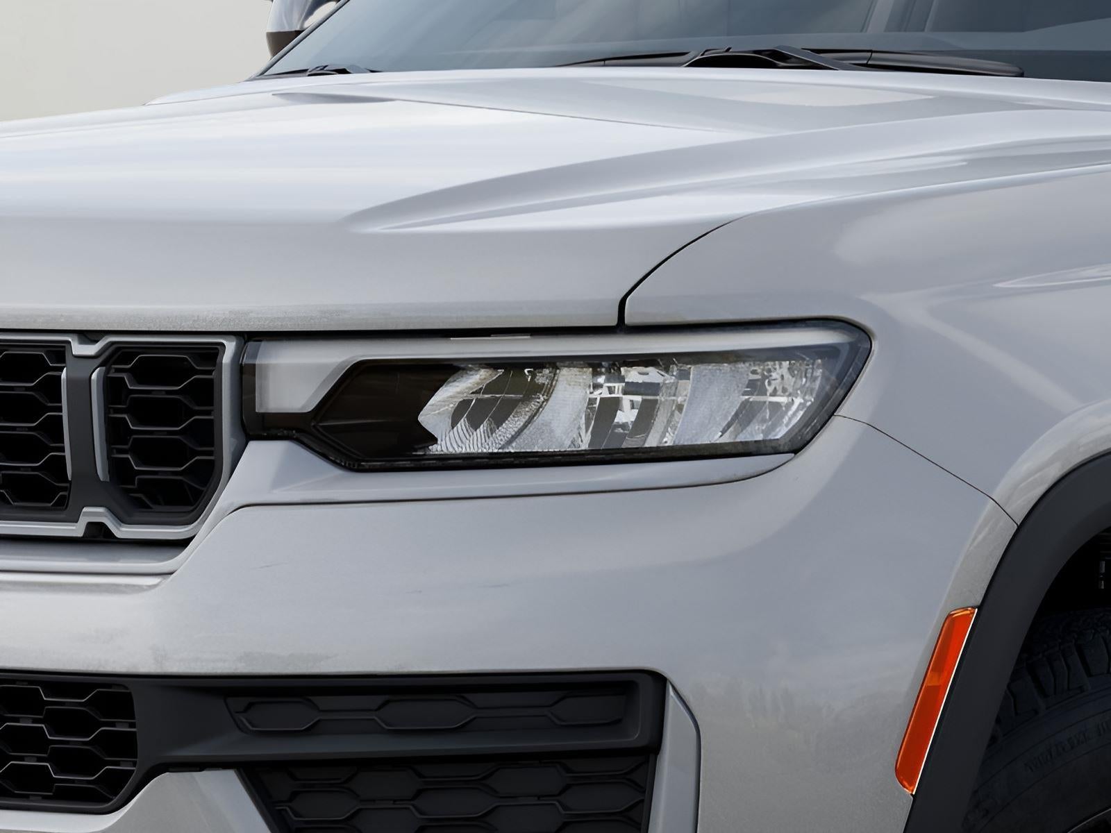 2026 Jeep Grand Cherokee Altitude