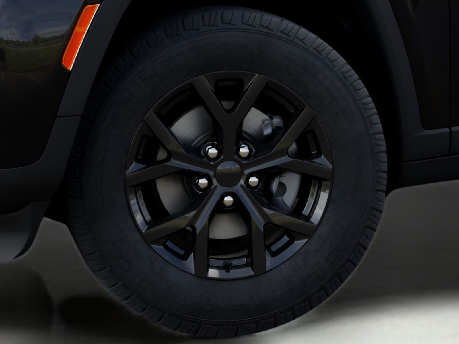 2026 Jeep Grand Cherokee Laredo Altitude