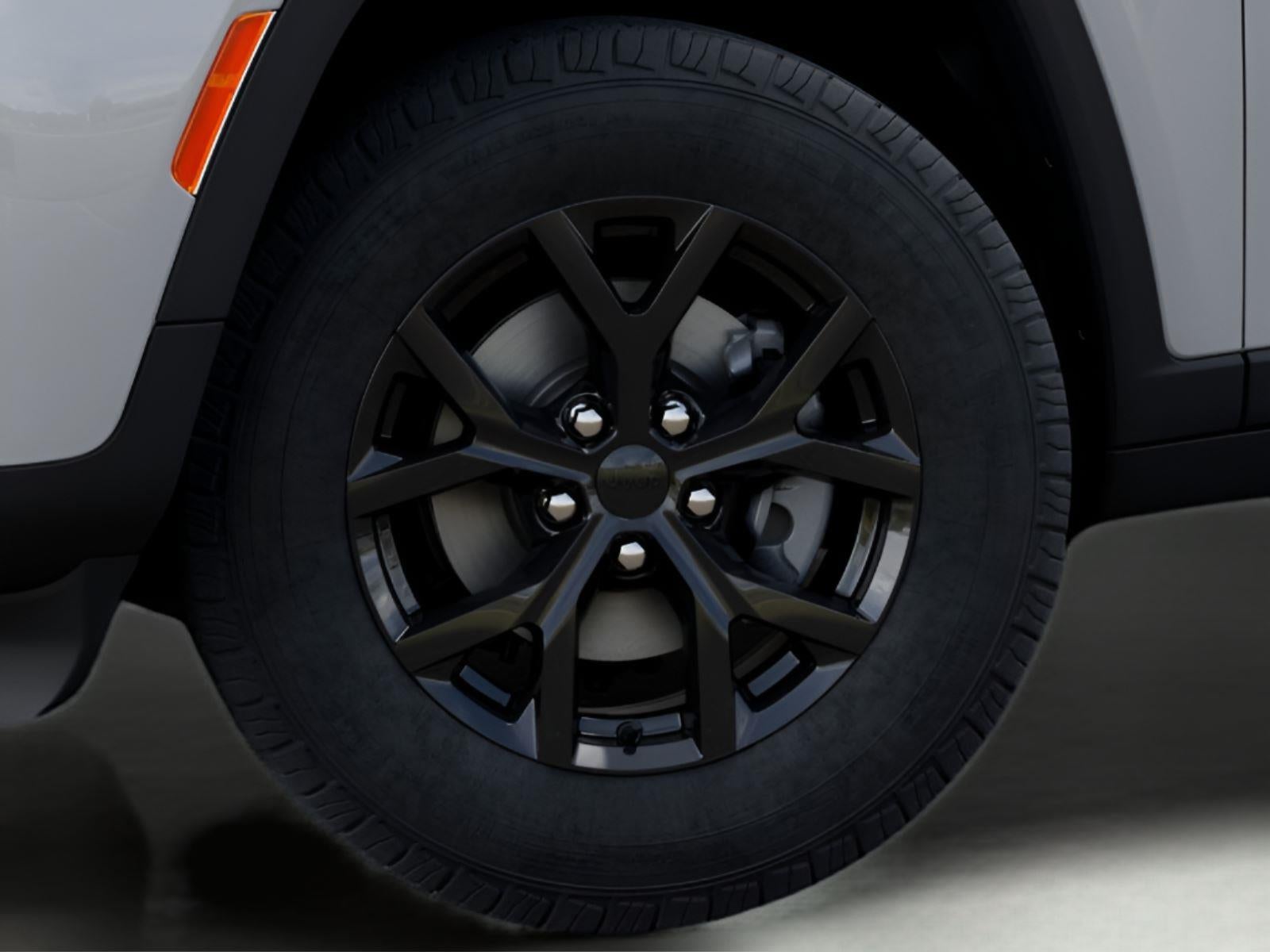 2026 Jeep Grand Cherokee Laredo Altitude