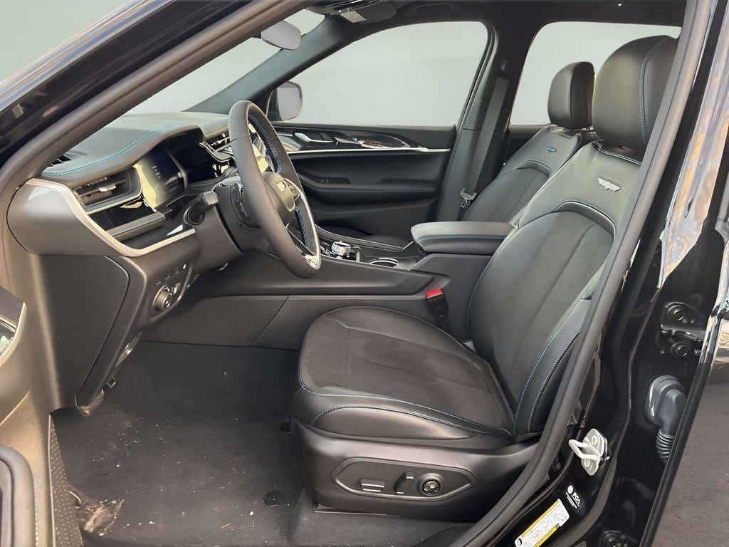 2024 Jeep Grand Cherokee 4xe Trailhawk