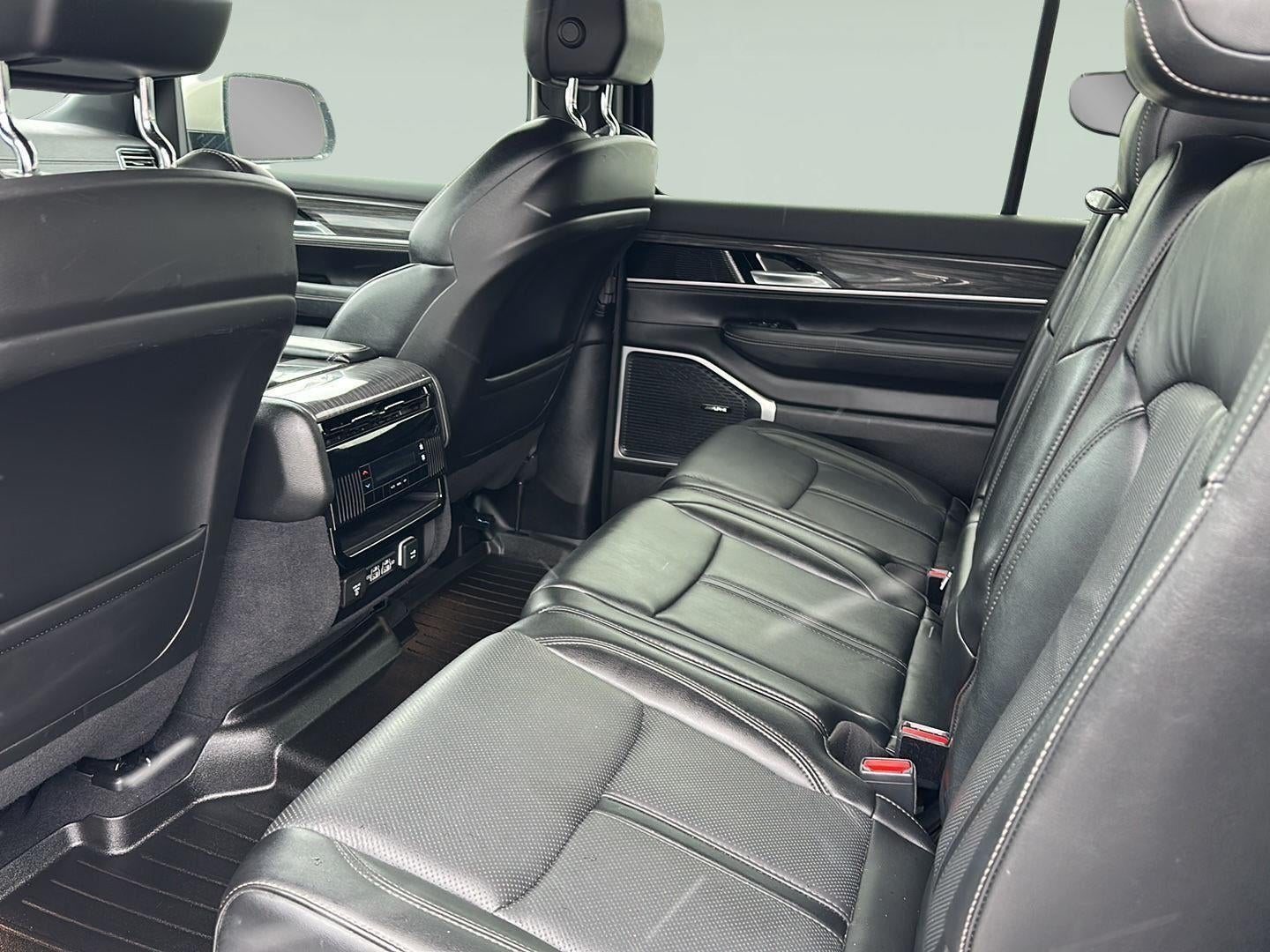 2022 Jeep Wagoneer Series II