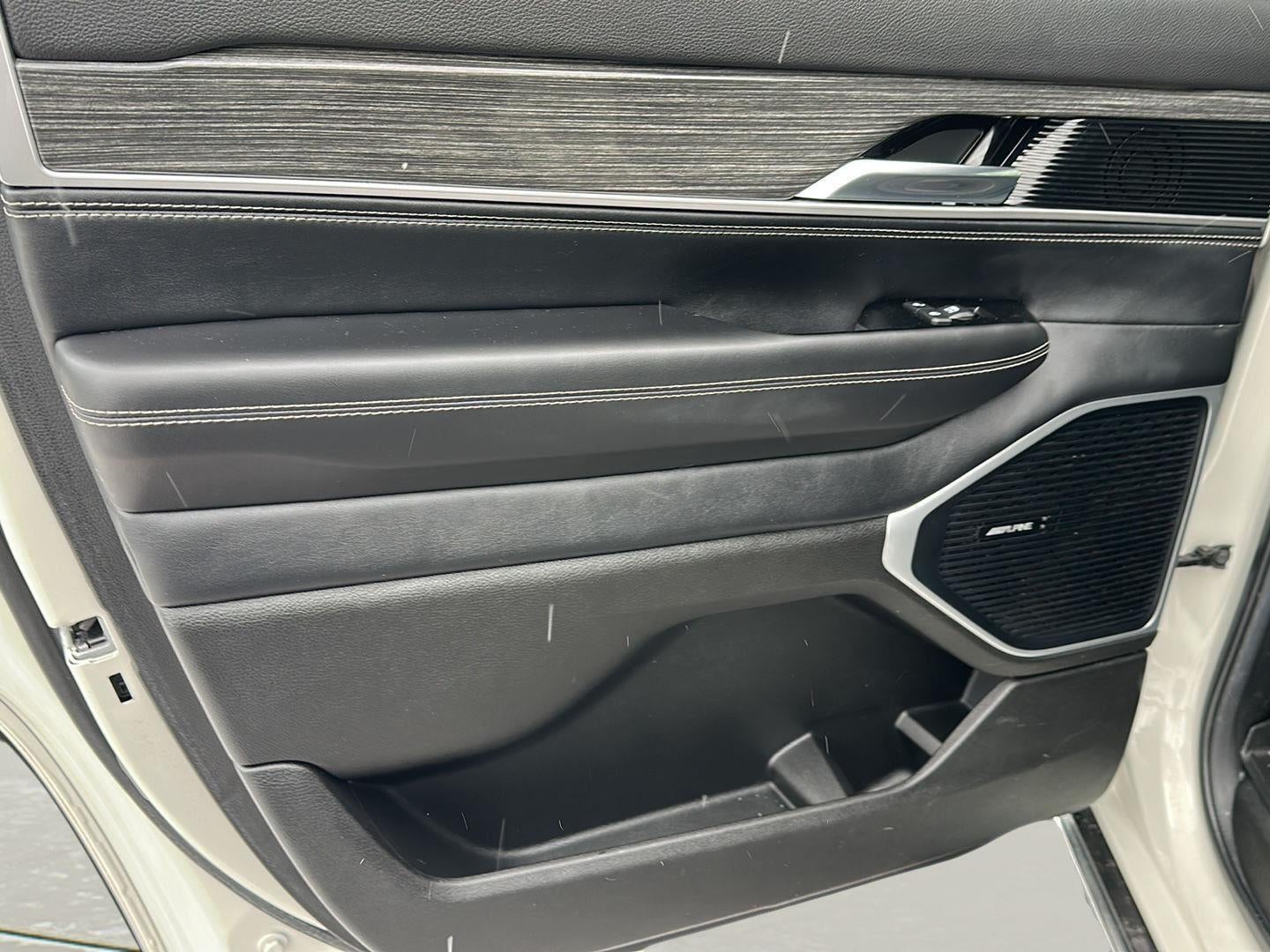 2022 Jeep Wagoneer Series II