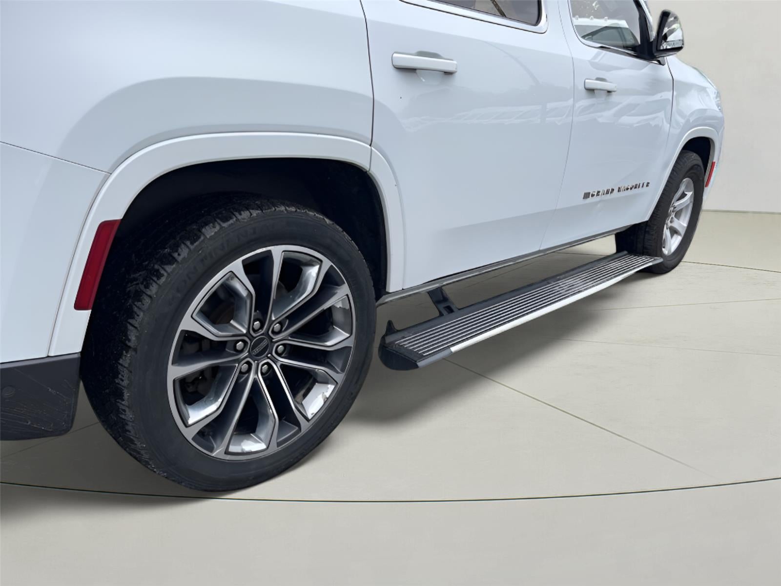 2022 Jeep Grand Wagoneer Series III