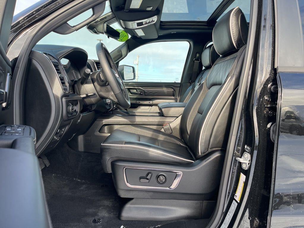 2025 RAM 1500 Limited