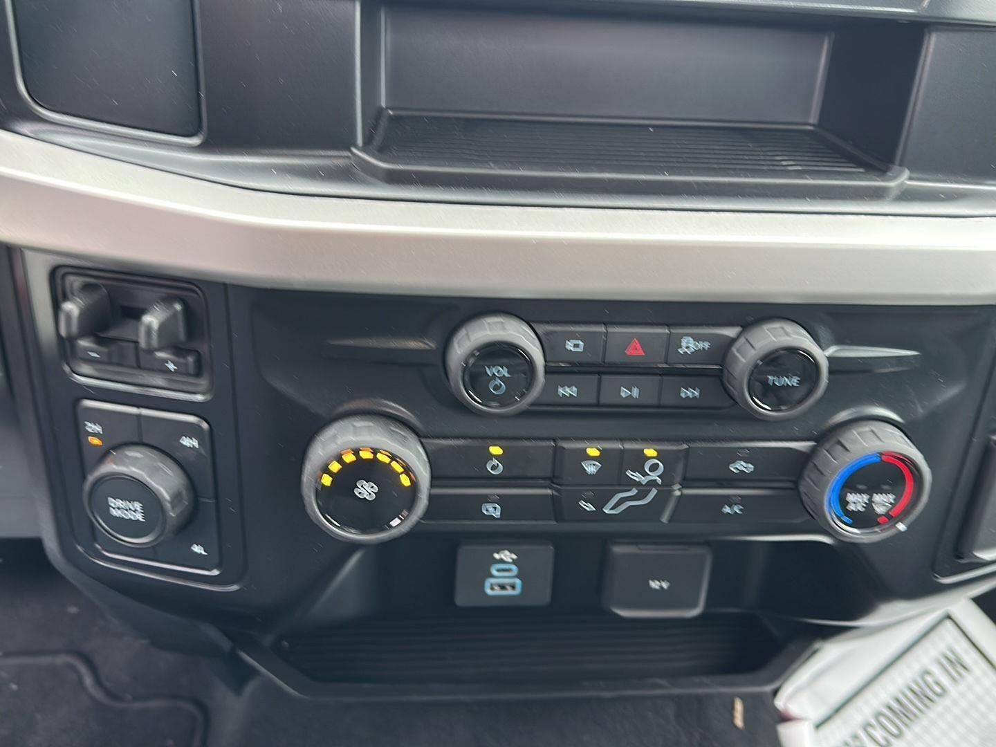 2025 Ford Super Duty F-250 SRW XL