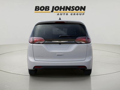 2026 Chrysler Voyager LX