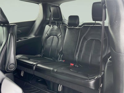 2024 Chrysler Pacifica Hybrid S Appearance Pkg