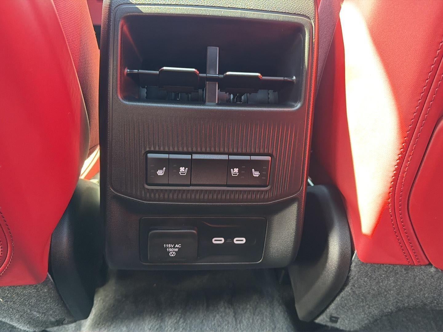 2024 Jeep Wagoneer S Launch Edition