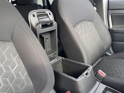 2025 Mitsubishi Outlander Sport LE