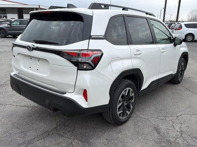 2025 Subaru Forester Premium