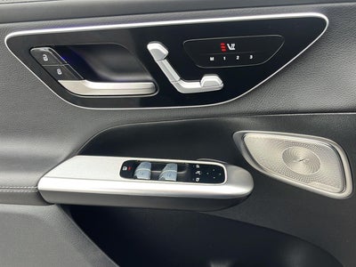 2024 Mercedes-Benz GLC GLC 300