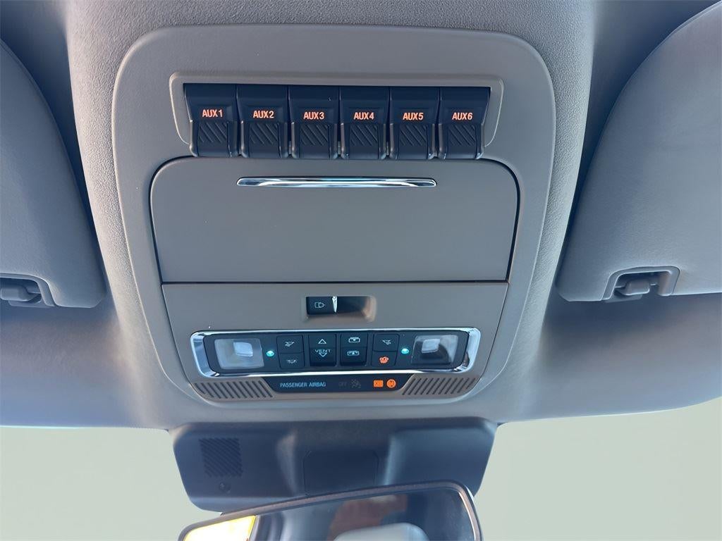 2025 Ford Super Duty F-350 SRW Platinum