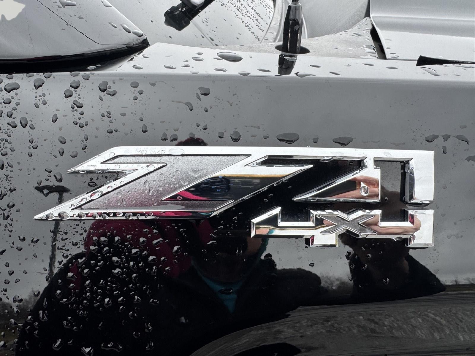 2015 GMC Sierra 2500HD available WiFi SLT