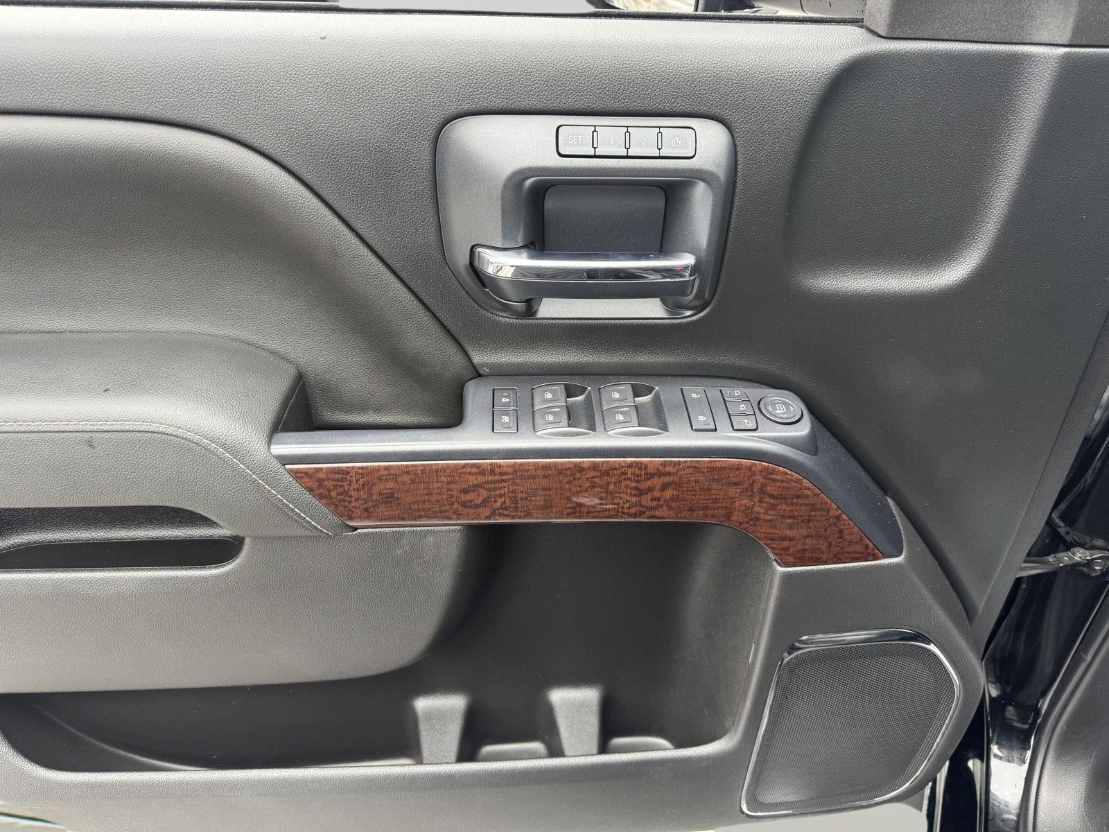 2015 GMC Sierra 2500HD available WiFi SLT