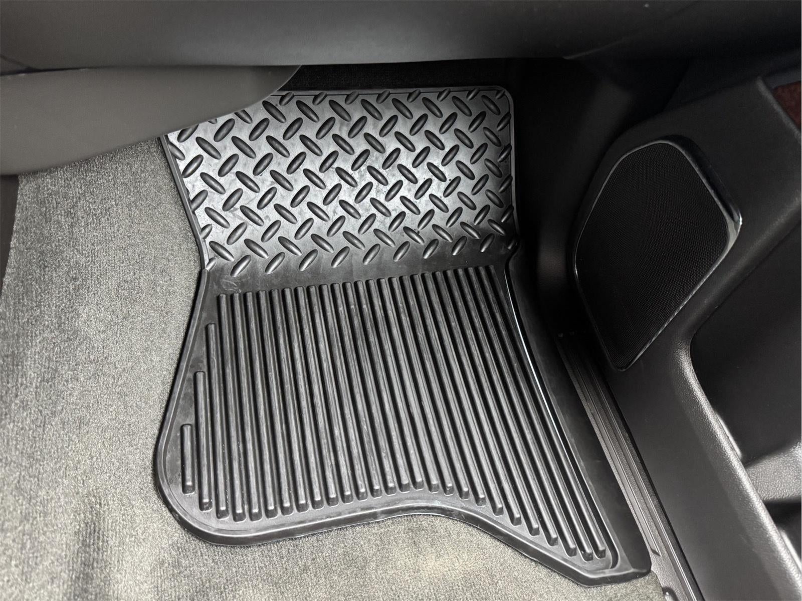 2015 GMC Sierra 2500HD available WiFi SLT