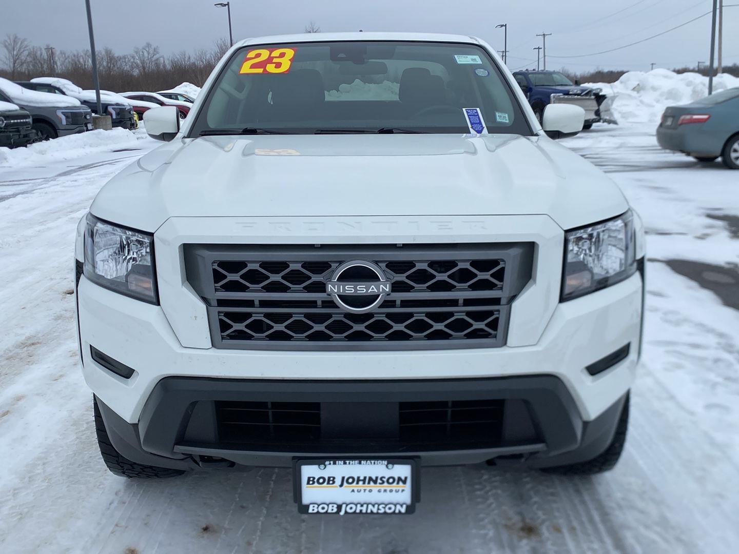 2023 Nissan Frontier SV
