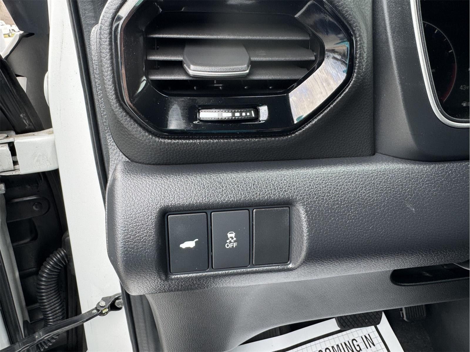 2023 Honda Pilot EX-L w/Rear Captain's Chairs