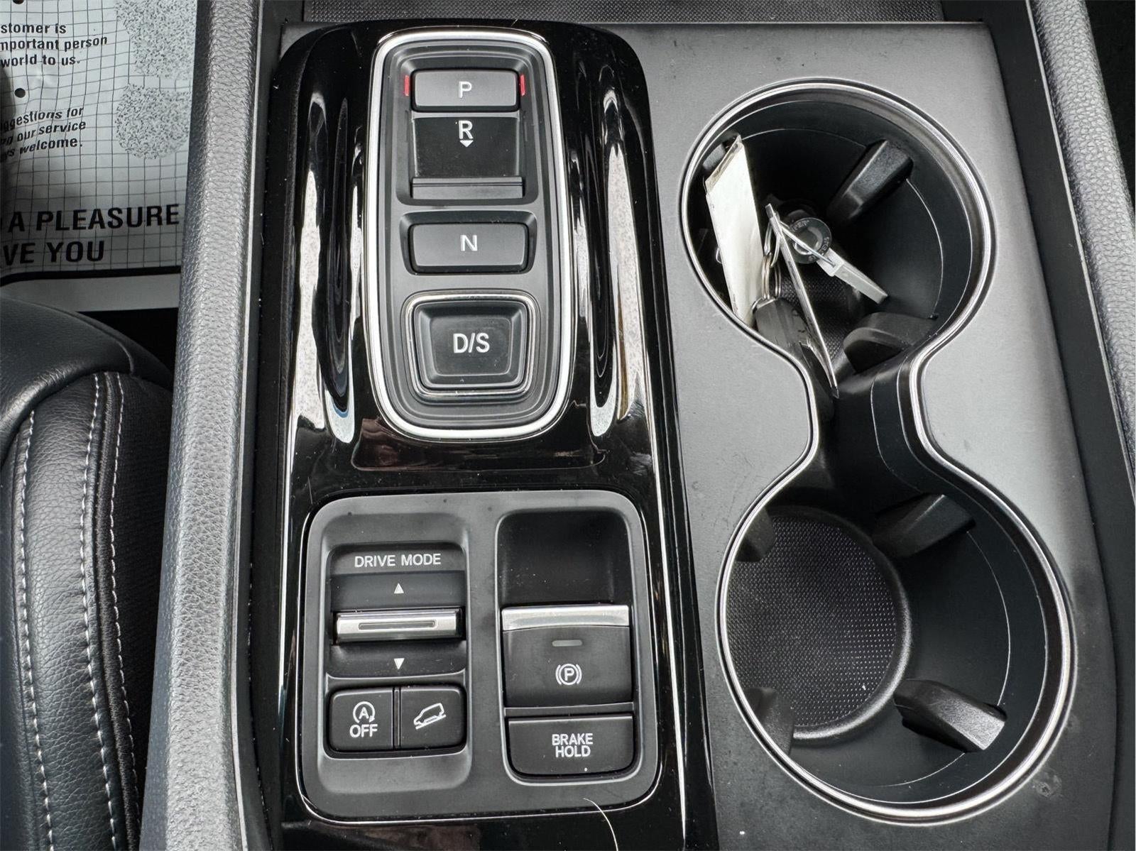 2023 Honda Pilot EX-L w/Rear Captain's Chairs