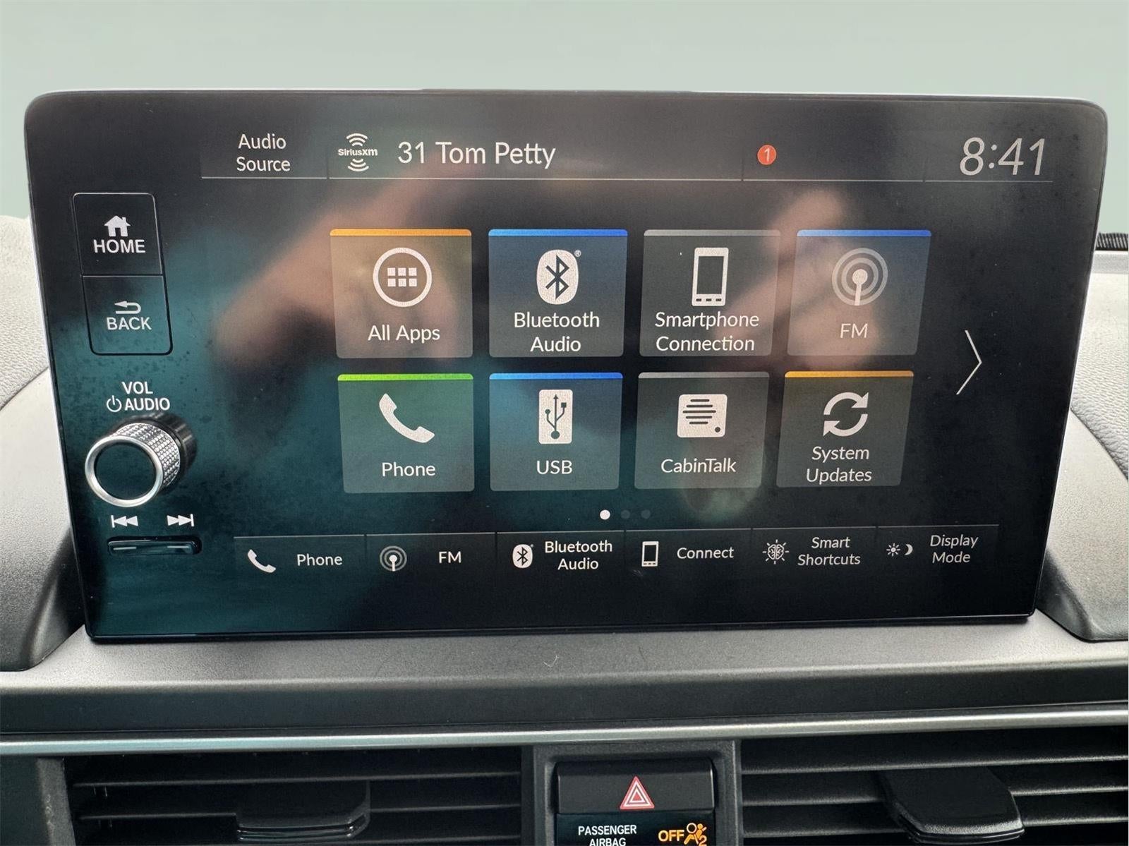 2023 Honda Pilot EX-L w/Rear Captain's Chairs