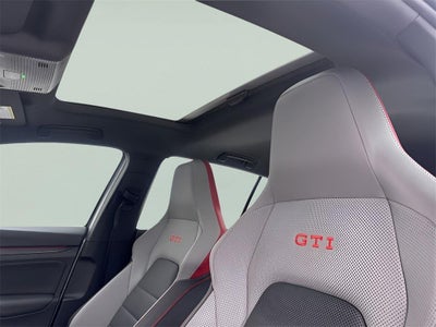 2024 Volkswagen Golf GTI SE