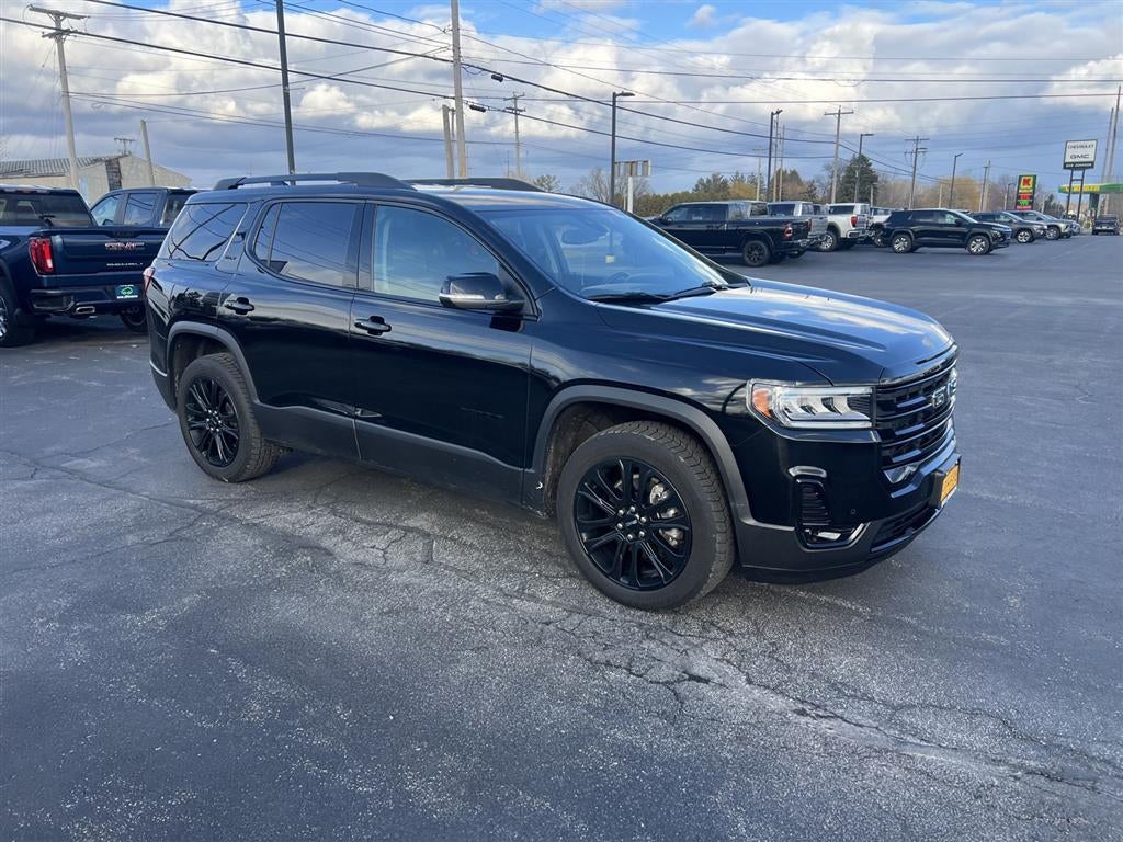 2023 GMC Acadia SLT