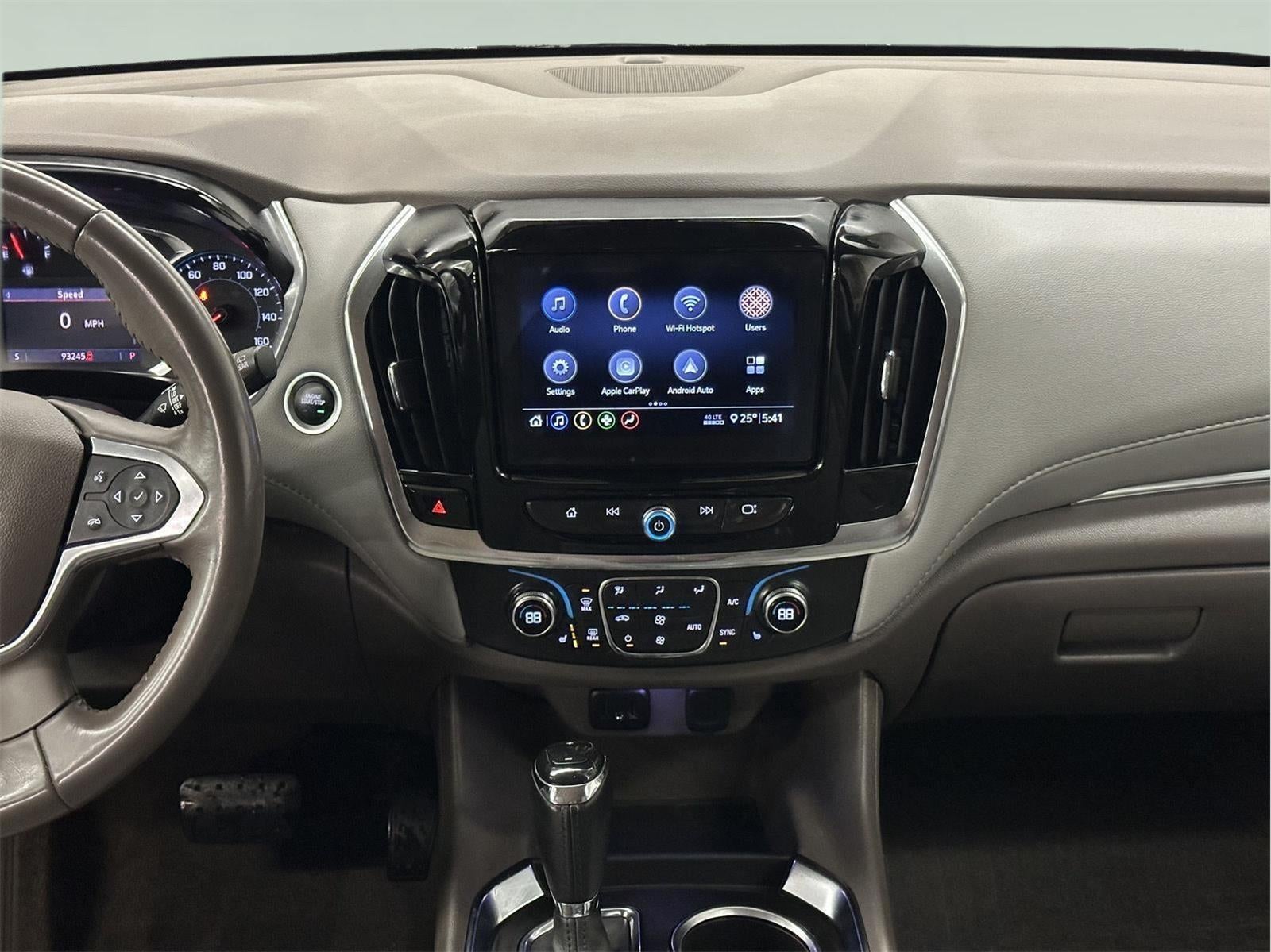 2020 Chevrolet Traverse LT Cloth