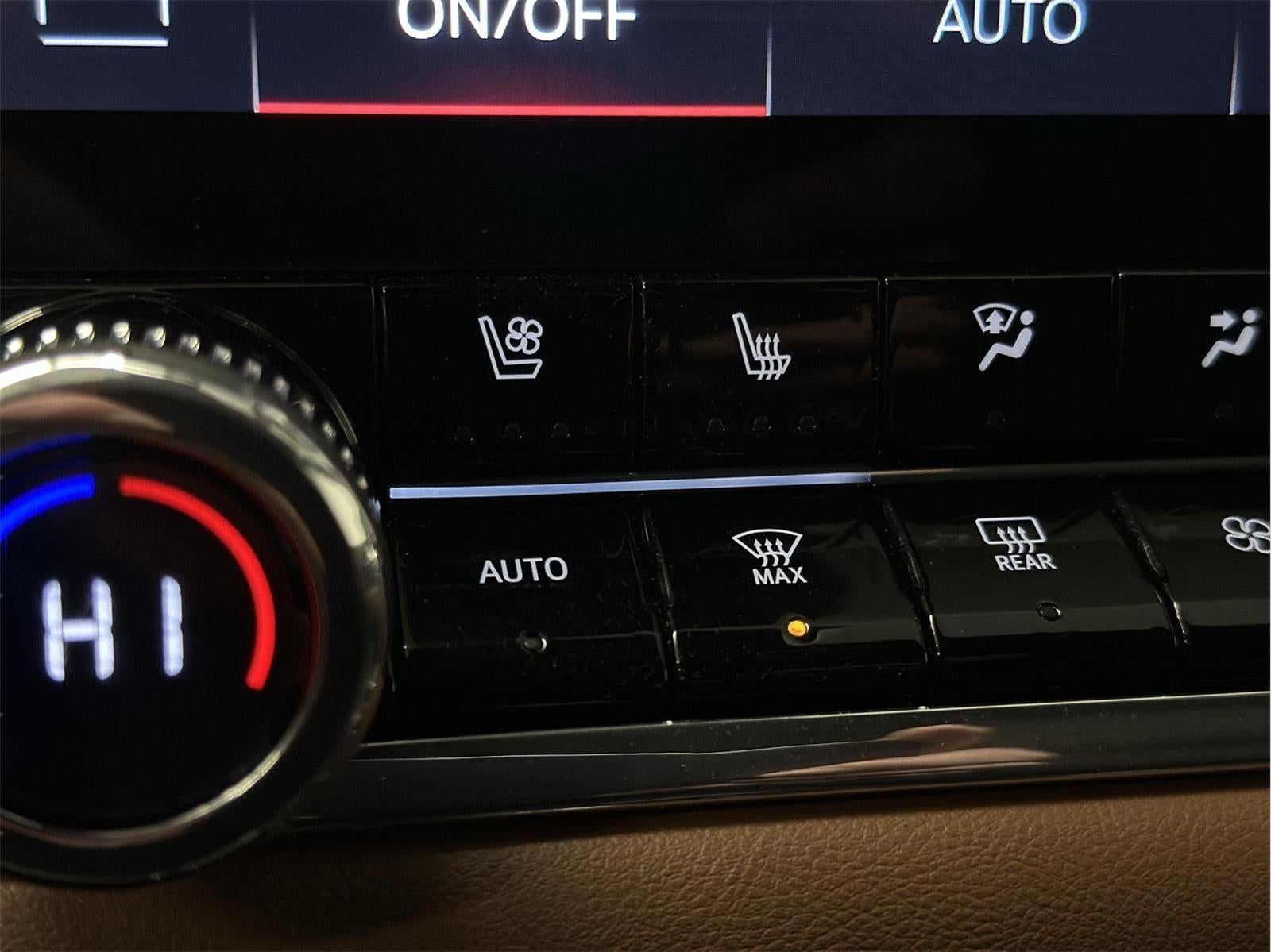 2024 GMC Canyon 4WD AT4