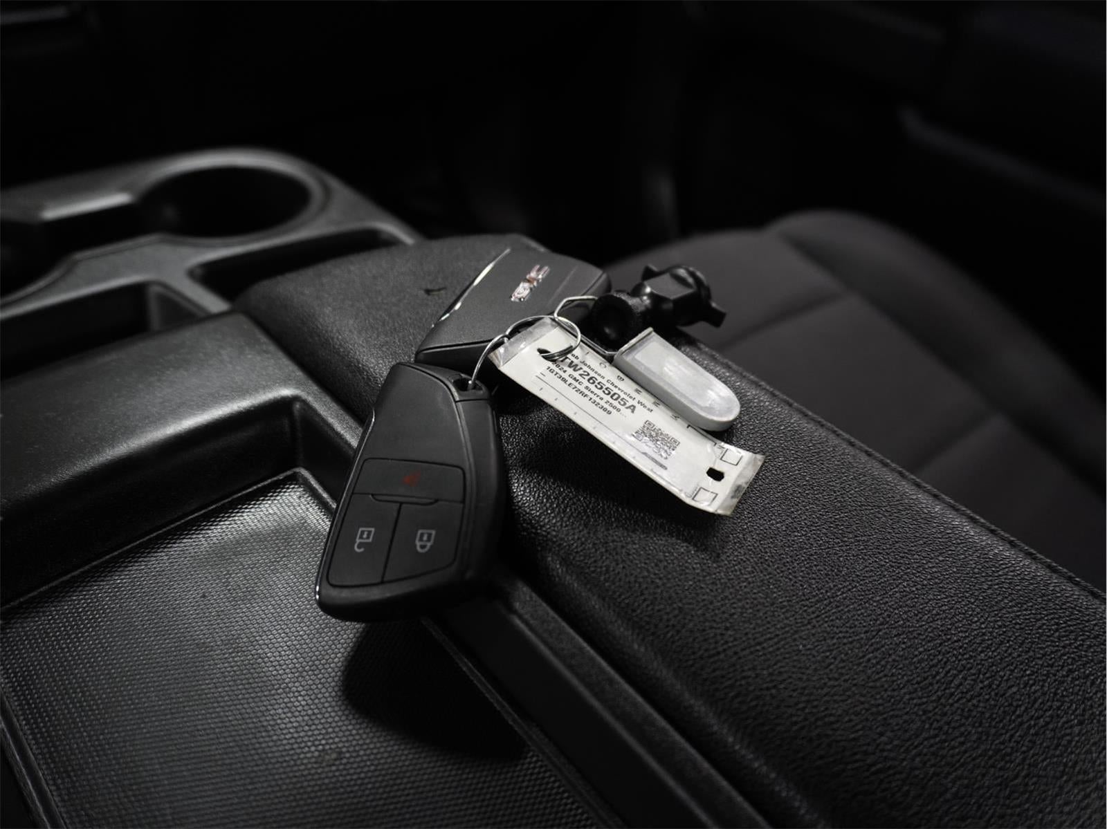 2024 GMC Sierra 2500HD Pro