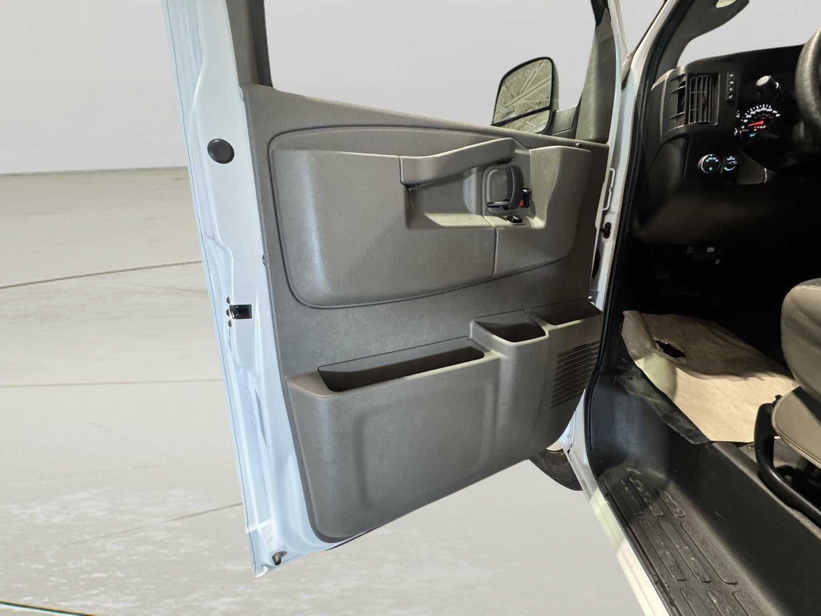 2024 Chevrolet Express Cargo Van RWD 2500 135