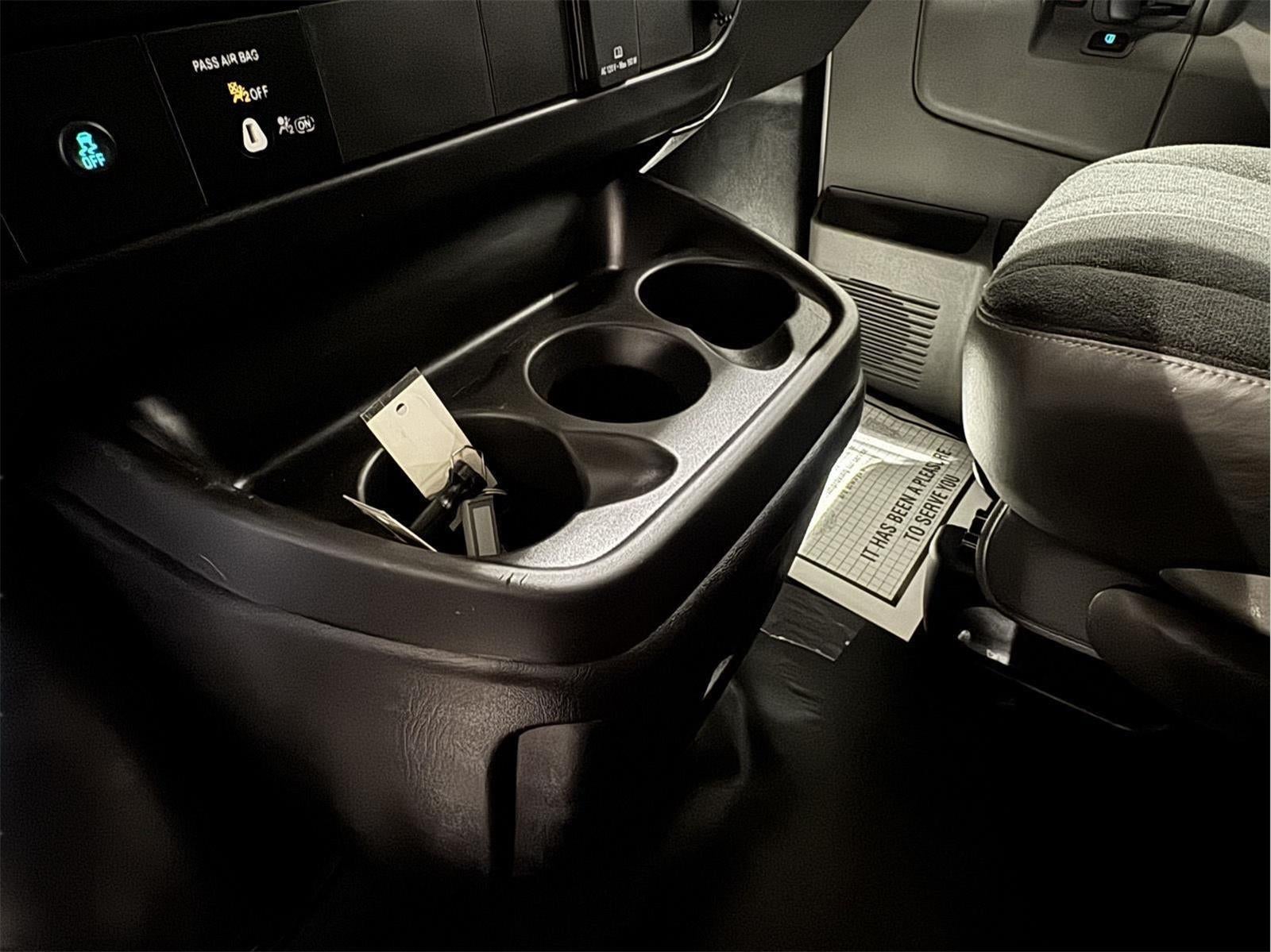 2024 Chevrolet Express Cargo Van RWD 2500 135