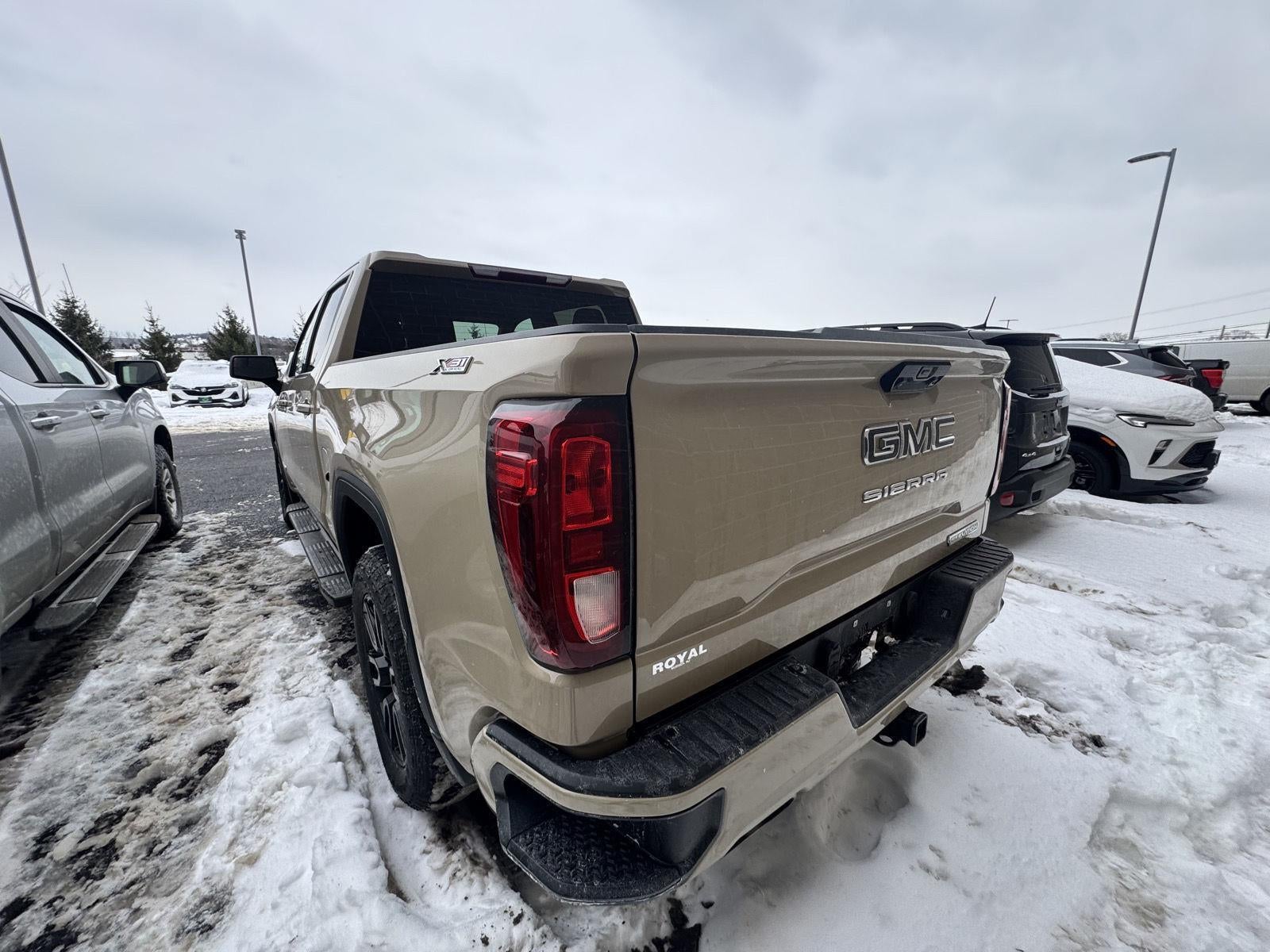 2023 GMC Sierra 1500 Elevation