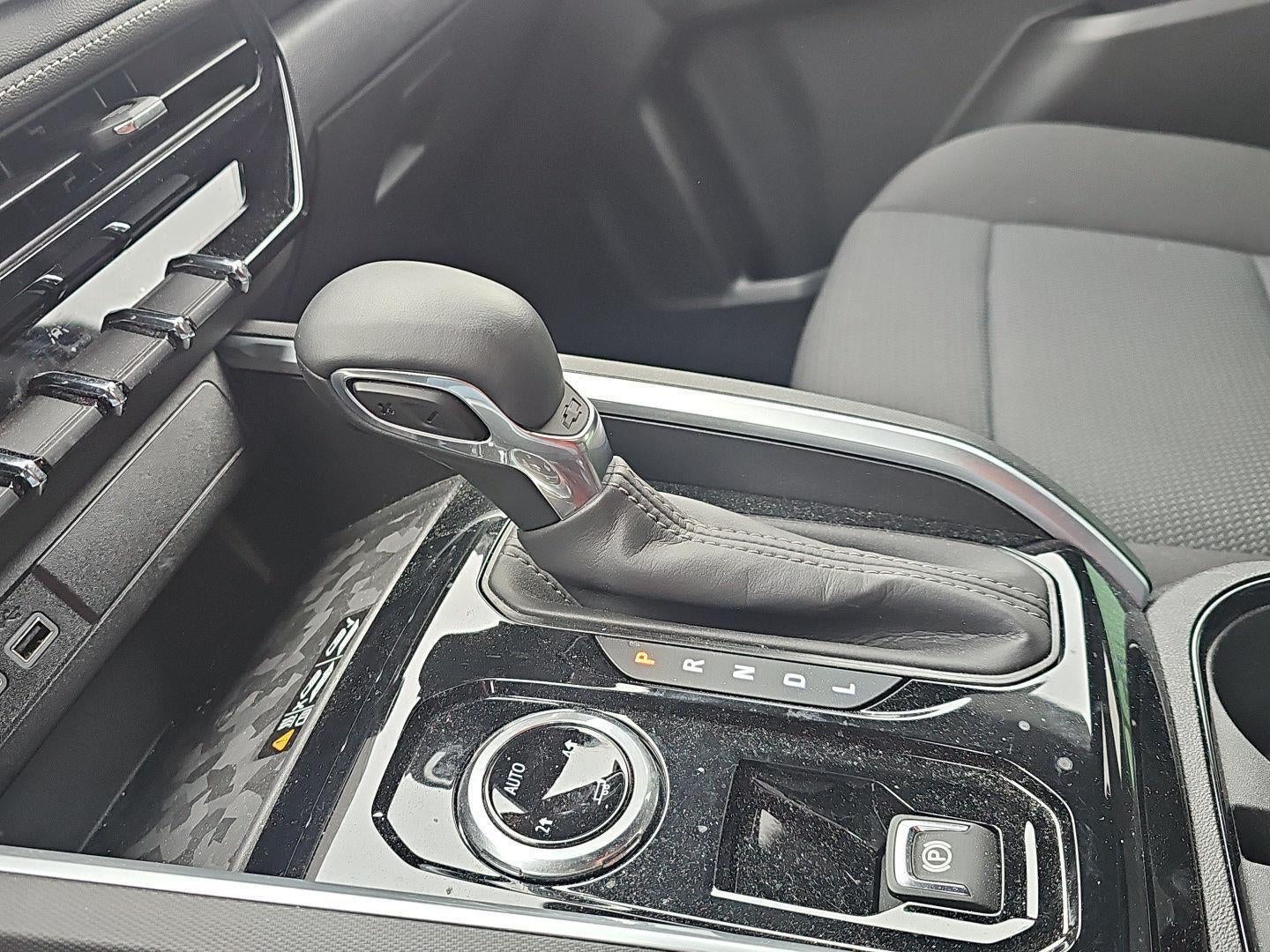 2024 Chevrolet Colorado 4WD LT