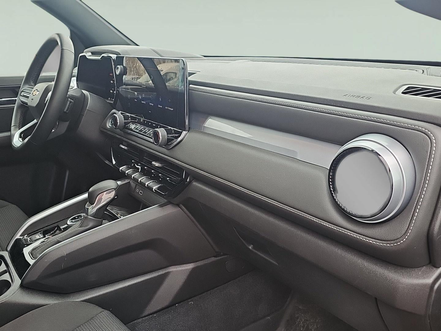 2024 Chevrolet Colorado 4WD LT