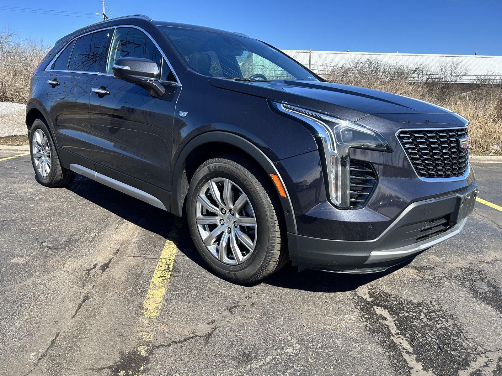 2022 Cadillac XT4 AWD Premium Luxury