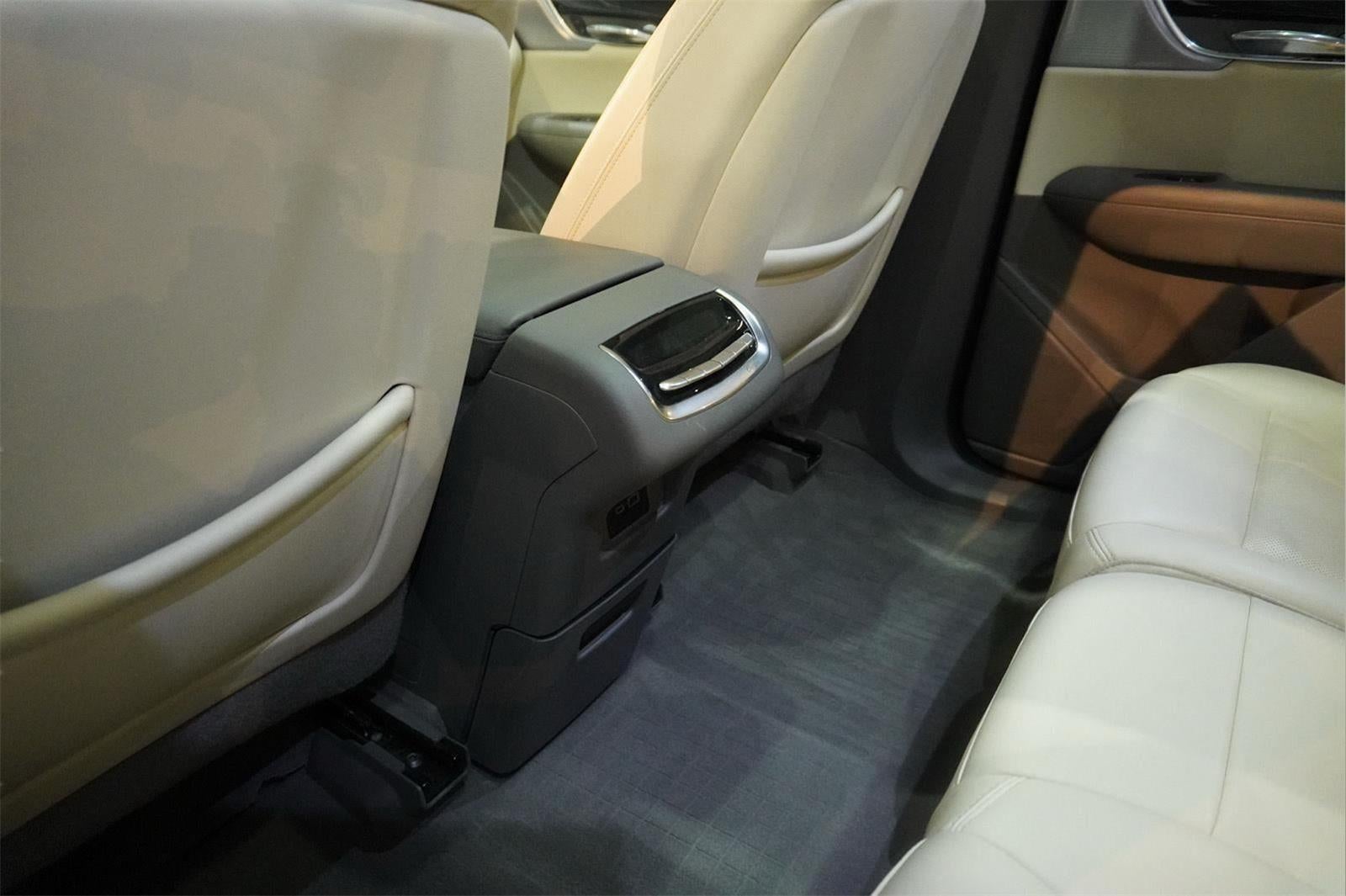 2024 Cadillac XT6 AWD Premium Luxury