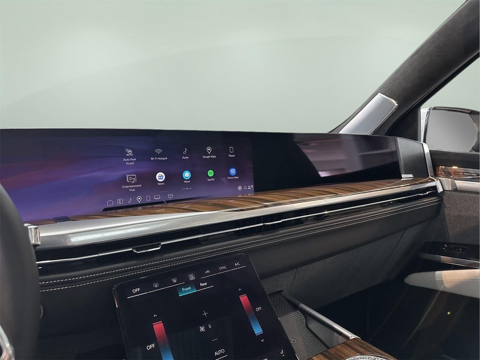 2025 Cadillac Escalade ESV 4WD Sport Platinum