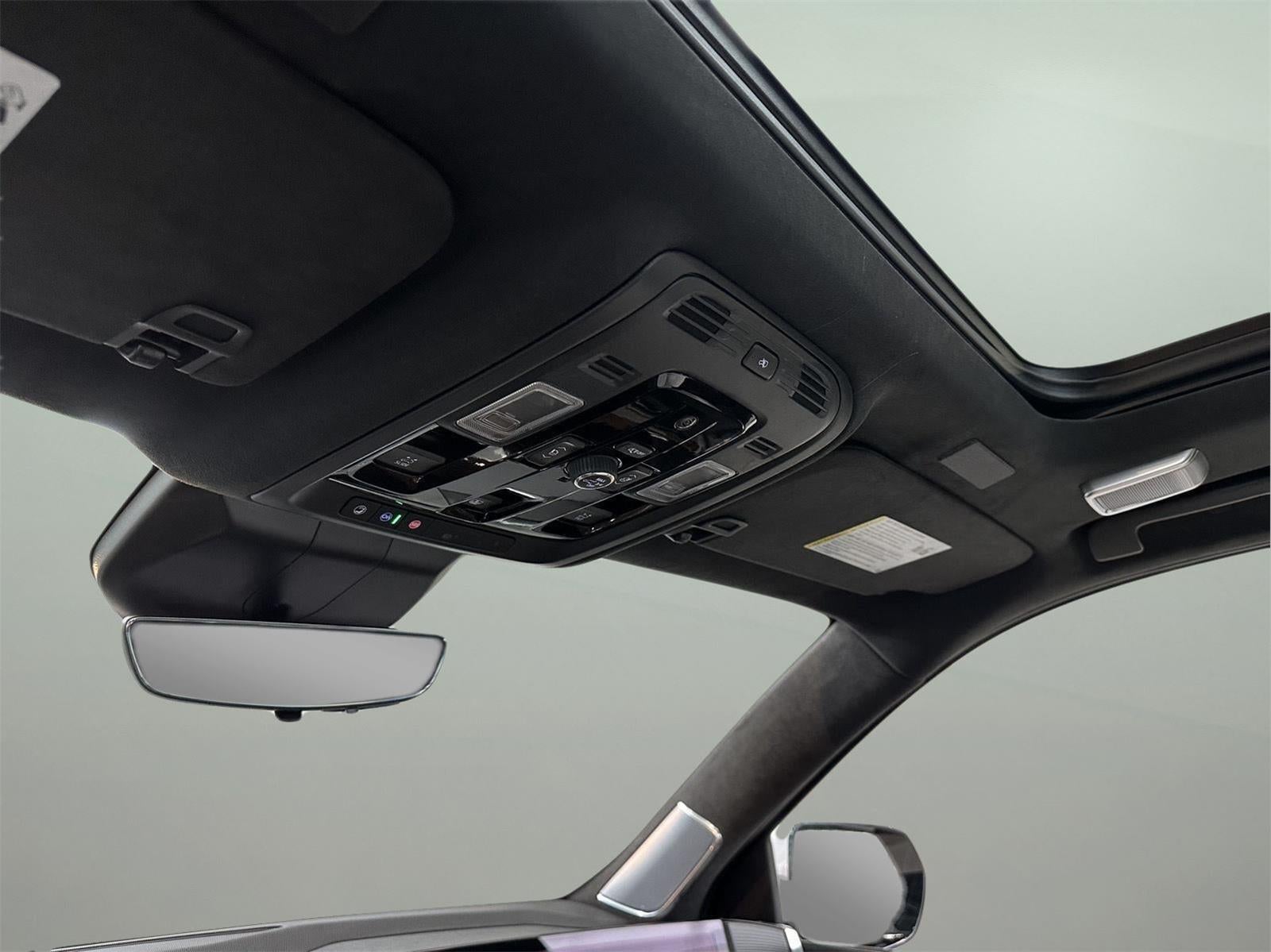 2025 Cadillac Escalade ESV 4WD Sport Platinum