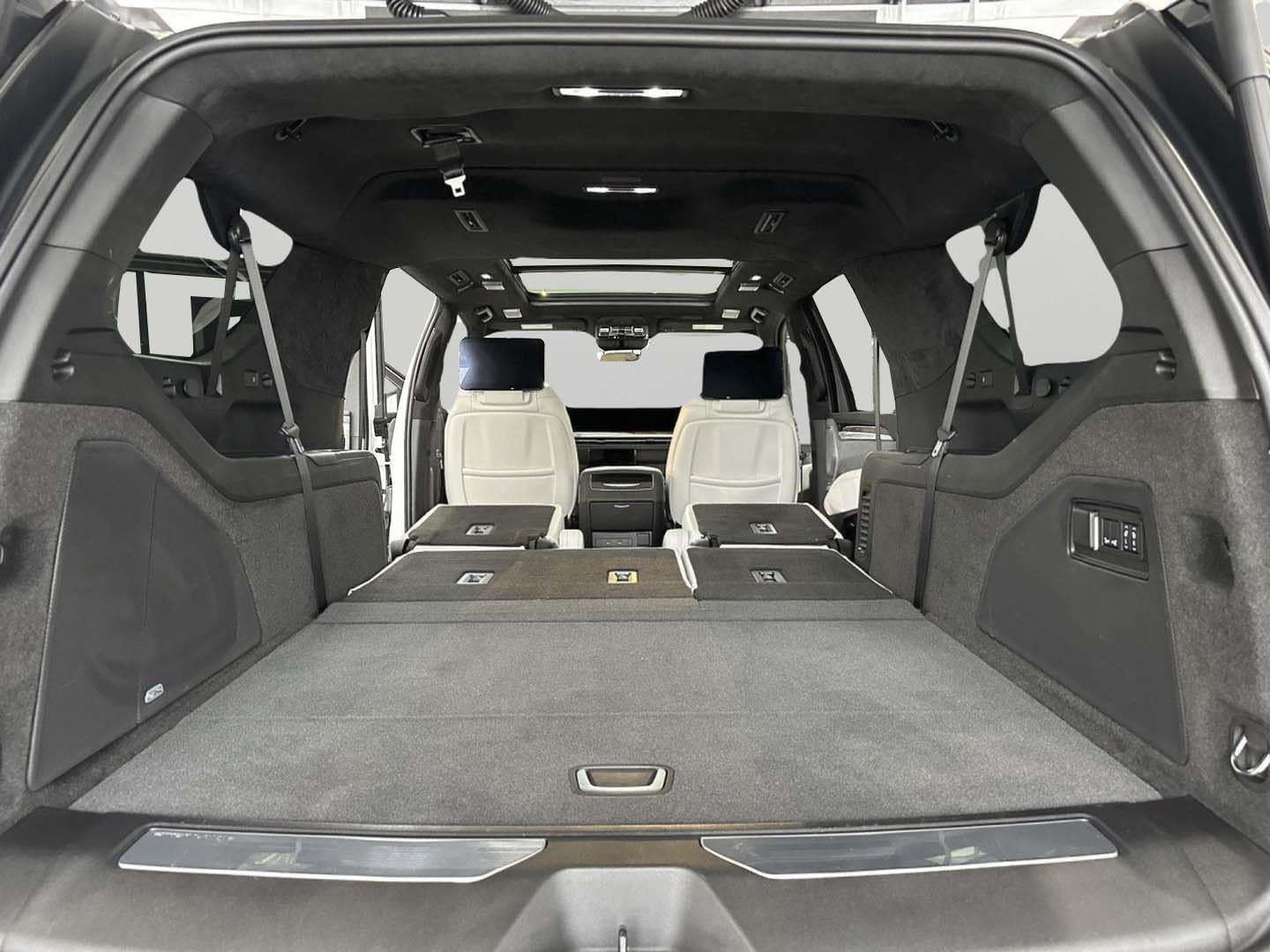2025 Cadillac Escalade ESV 4WD Sport Platinum