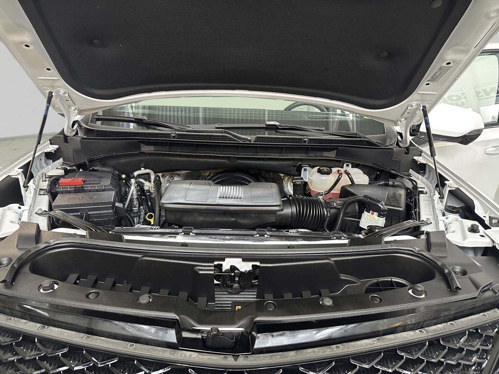 2025 Cadillac Escalade ESV 4WD Sport Platinum